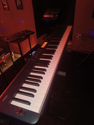 Sintezatorlar: Midi-klaviatura, Casio