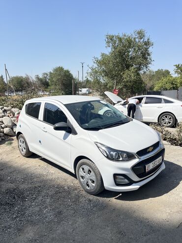 сколько стоит оборудование для мойки самообслуживания: Chevrolet Spark: 2021 г., 2 л, Автомат, Бензин, Хетчбек
