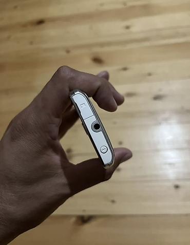 simes telefon: Nokia E6, rəng - Ağ, Sensor — 4