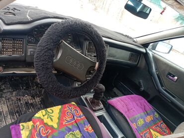 Audi: Audi 80: 1987 г., 1.8 л, Механика, Бензин, Седан — 4