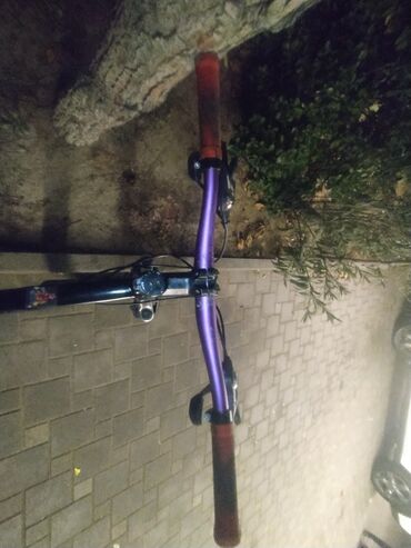 Şəhər velosipedləri: İşlənmiş Şəhər velosipedi Adidas, 26", sürətlərin sayı: 7, Ünvandan götürmə — 7