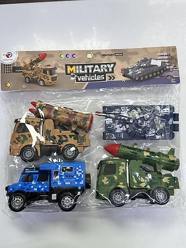 мини фигурки: Набор игрушечных машин Military Vehicles - Комплект из 4 военных — 1