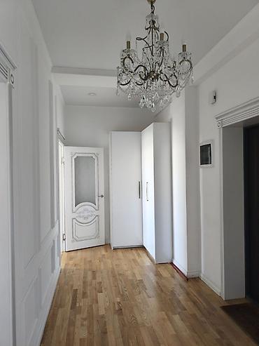 4: 2 комнаты, 72 м², бульвар Эркиндик 4 этаж, Евроремонт — 9