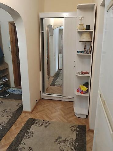 отель бишкек: 3 комнаты, 63 м², 105 серия, 5 этаж, Косметический ремонт — 2