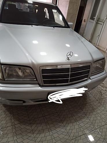 w202 baqaj: Mercedes-Benz C 180: 1.8 l | 1999 il Sedan — 2