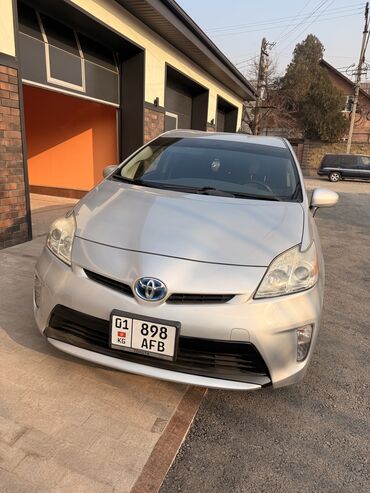 Toyota: Toyota Prius: 2014 г., 1.8 л, Автомат, Гибрид — 4
