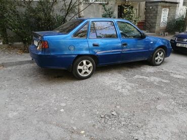 машина matiz: Daewoo Nexia: 2012 г., 1.5 л, Механика, Бензин, Седан