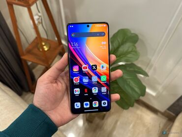 Xiaomi: Xiaomi Redmi Note 13 Pro Plus, 256 GB, rəng - Ağ, 
 Zəmanət, Sensor, Barmaq izi