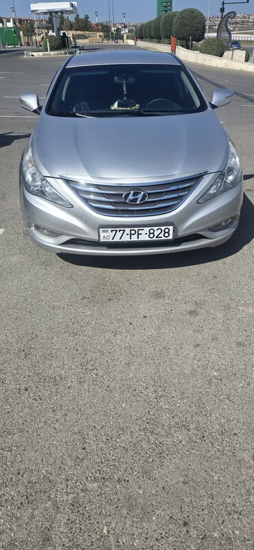 Hyundai: Hyundai Sonata: 0.2 l | 2011 il Sedan — 3