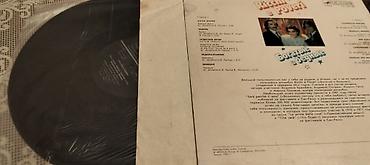 Digər əntiq əşyalar: Vinil plastinkalar satılır — 16