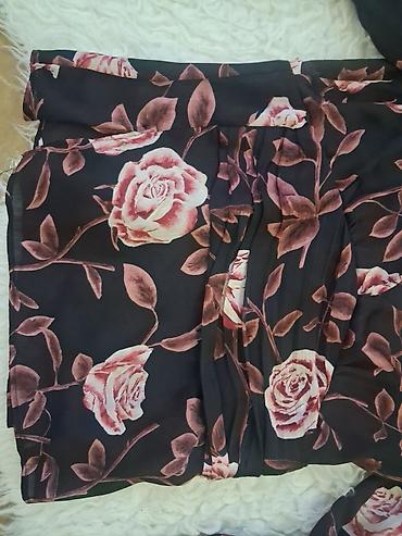 itison cena: ZARA bluza sa cvetnim printom - Model: ženska bluza sa preklopljenim — 4