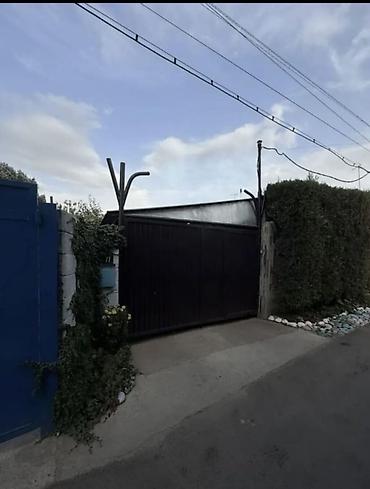 3 комнаты, 110 м², 5 соток, Бишкек, Собственник at lalafo.kg 3 комнаты, 110 м², 5 соток, Бишкек, Собственник