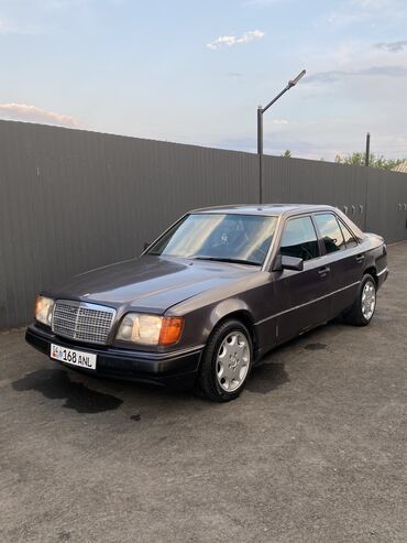 машина мерседес банан: Mercedes-Benz W124: 1993 г., 3 л, Механика, Газ, Седан