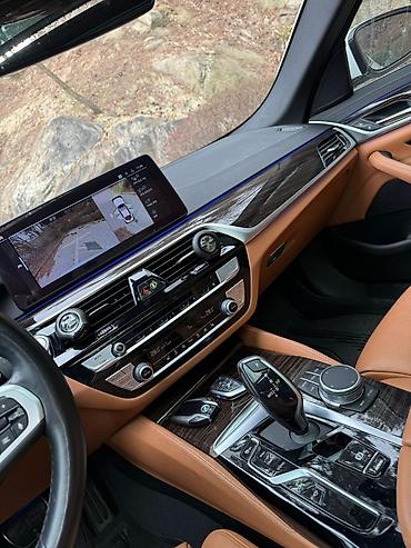 BMW: BMW 5 series: 2021 г., 2 л — 11