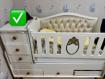 Beşiklər: Oğlan və qız üçün, İşlənmiş, Dördbucaq, Beşik, Dəstsiz, Matras ilə, Yellənmə mexanizmsiz — 1