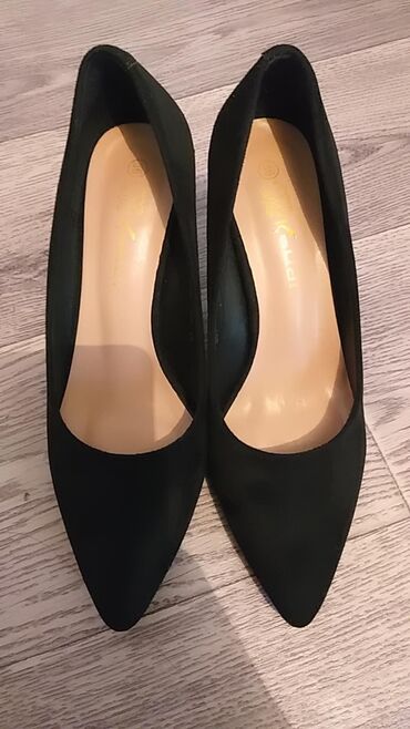 женский туфли: Туфли 38, цвет - Черный