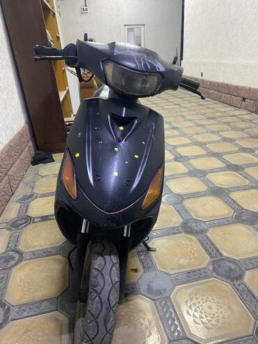 домкрат для машины цена: Скутер Yamaha 125 куб. см Основные характеристики: - Объем двигателя