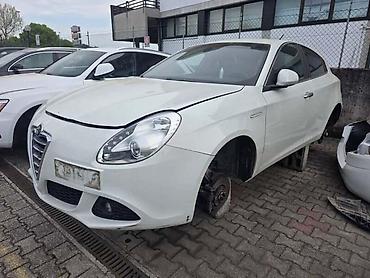 unis auto vranje: ALFA ROMEO GIULIETTA 2012. GOD. - KOMPLETAN AUTO U DELOVIMA | Alfa — 5