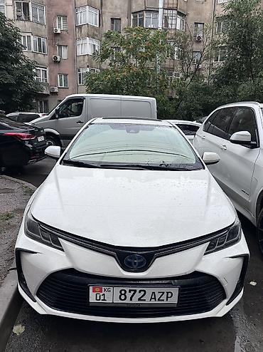 sequoia 2010: Toyota Corolla: 2019 г., 1.8 л, Гибрид — 3