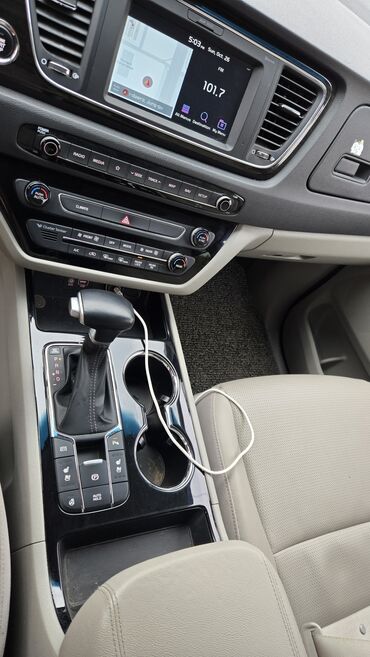Kia: Kia Carnival: 2019 г., 2.2 л, Автомат, Дизель, Минивэн — 9