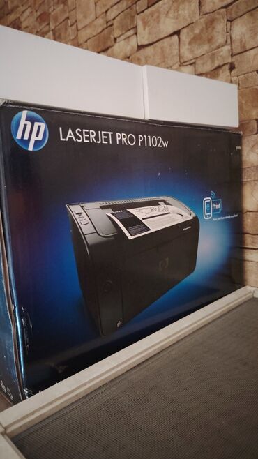 sublim printer: HP LaserJet Pro P1102W model printer təklif olunur. Bu lazer printeri