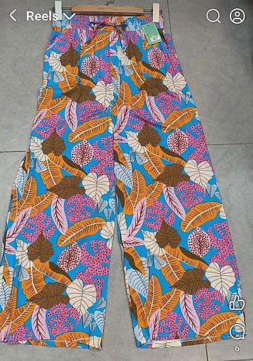 mickey mouse: Siroke pantalone raznih sarenih dezena i boja sa elasticnim pojasem — 1