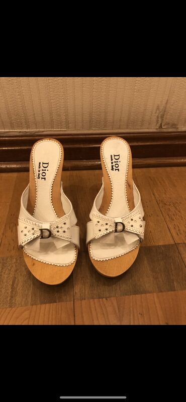 Мокасины и лоферы: Dior, Размер: 36, цвет - Белый, Б/у