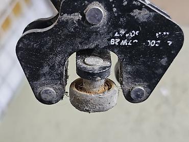 Другие автозапчасти: Ролик сдвижной двери правый Mercedes-Benz Vito W639, 2005г.в. Оригинал — 8