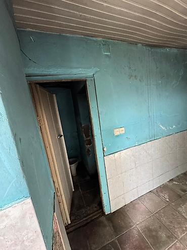 Həyət evləri və villaların satışı: Satılır: Həyət evi - Geniş planlı birmərtəbəli ev, ayrı-ayrı böyük — 19