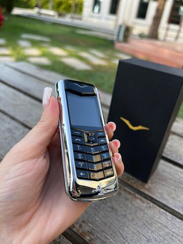 телефон fly mc100 блок питания: Vertu Constellation, < 2 GB Memory Capacity, rəng - Gümüşü, Zəmanət, Düyməli, İki sim kartlı