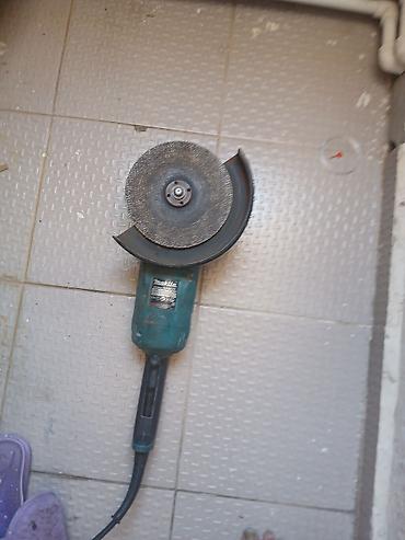 elektrik əl mişarı maxi az: Makita GA9020 bucaqslifə (uçan daş) satılır. Texniki göstəricilər: - — 3
