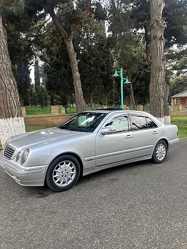 w210 sükan: Mercedes-Benz E-Class: 2.2 l | 1999 il Sedan — 4