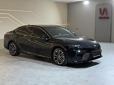 Toyota: Toyota Camry: 2025 г., 2.5 л, Вариатор, Гибрид, Седан — 3