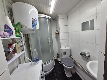 четырех: Студия, 21 м², 3 этаж, Старый ремонт — 5