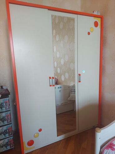 столы в стиле прованс: İşlənmiş, Açılan, 3 qapılı Düz dolab, Qarderob, paltar dolabı, Türkiyə