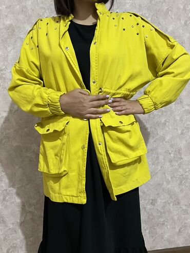 Куртки: Женская куртка L (40), цвет - Желтый