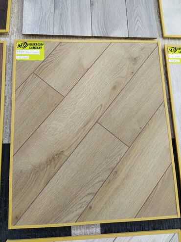 Lambrin: Laminat, Sinif - 32