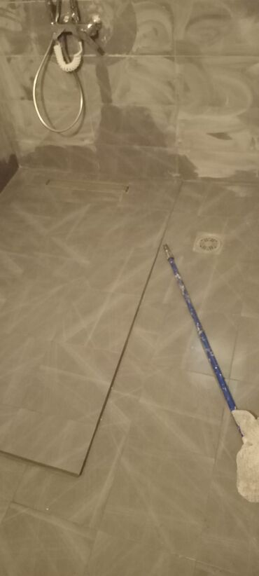 Fasaderi, radnici na završnim radovima: Usluga: Keramičar – profesionalno postavljanje keramičkih pločica — 13