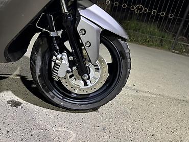 Скутеры: 175 куб. см, Бензин, Новый — 6