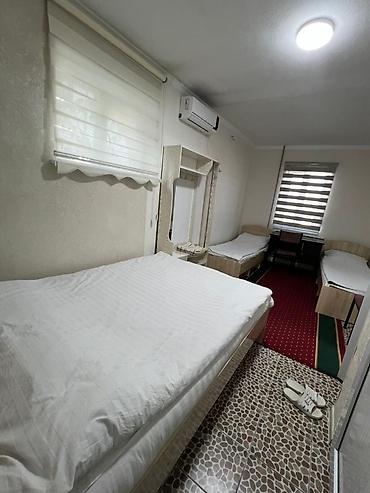 Гостиницы, отели (Посуточная аренда комнат): Хостел/общежитие — комнаты с несколькими спальными местами - — 9