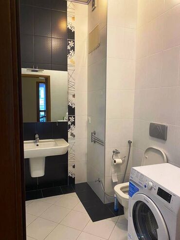 Mənzil kirayələyirəm: 4 otaqlı, 184 kv. m — 18