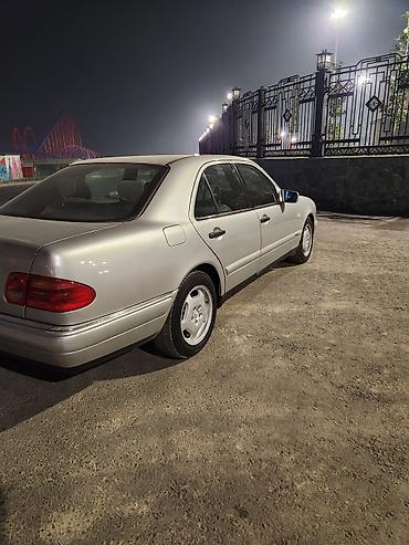 peugeot partner: Mercedes-Benz E-Class: 1998 г., 2 л, Механика, Бензин, Седан — 3