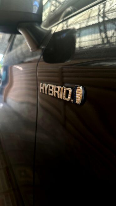 Toyota: Toyota Prius: 2011 г., 1.8 л, Автомат, Бензин, Хэтчбэк — 2