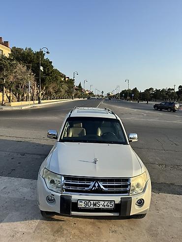 avto maşınlar: Mitsubishi Pajero: 3.5 l | 2011 il 237400 km Ofrouder/SUV — 1