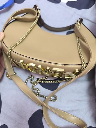 soft shell: Классическая сумка, Fendi, Материал: Экокожа, Регулируемый ремень, Женские, Б/у — 2