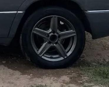 Mercedes-Benz: Mercedes-Benz W124: 1990 г., 2.3 л, Механика, Бензин, Седан — 6