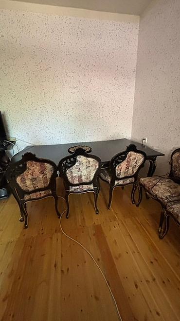 Masa və oturacaq dəstləri: Qonaq otağı üçün, İşlənmiş, Açılmayan, Dördbucaq masa, 6 stul — 2