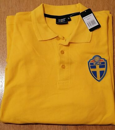nike majice sa kragnom: Men's T-shirt XL (EU 42), bоја - Žuta