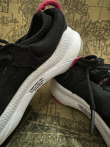 Айымдардын бут кийими: Кроссовкалар, 37, Nike, Колдонулган, Өзү алып кетүү — 2
