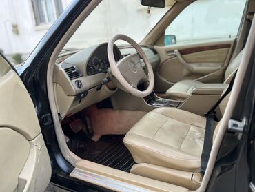 Mercedes-Benz: Mercedes-Benz C-Class: 2.3 l | 1998 il Sedan — 8